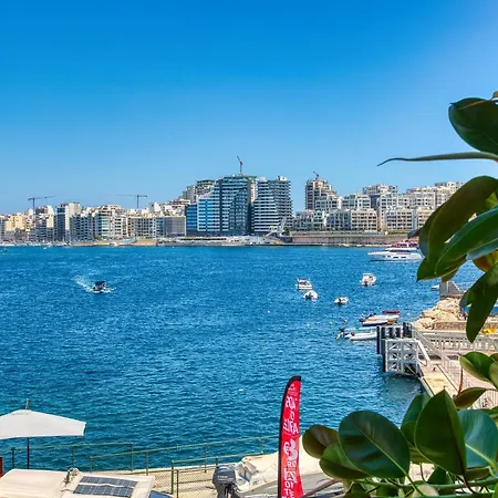 Stylish 1-bedroom In Unesco *