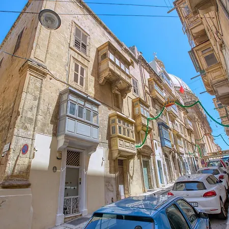 Stylish 1-bedroom In Unesco *